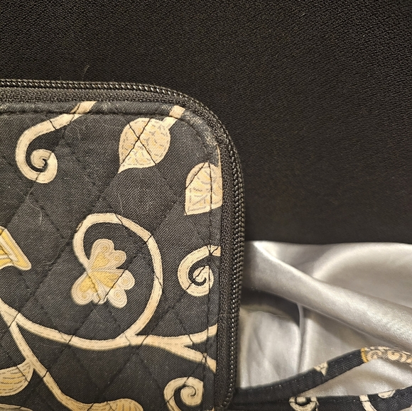 Vera Bradley Yellow Bird Zip Up Wallet/Clutch - Picture 12 of 15